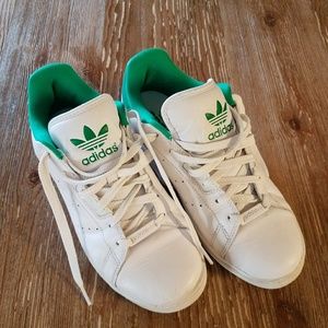 | adidas | men's shoes